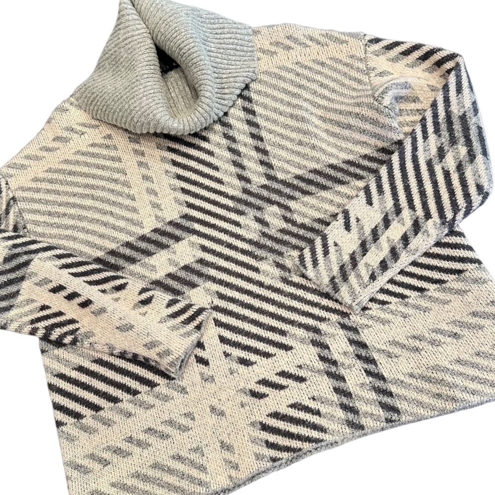 Joseph A. Sweater Women Small Grey & Cream Tan Cowl Neck Grandmacore Retro